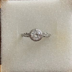 Women’s CZ Diamond Style Ring